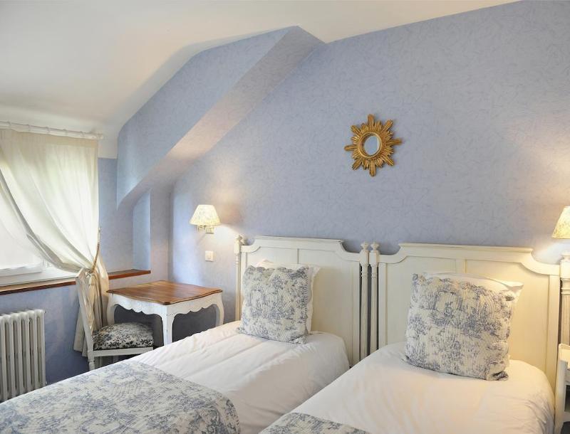 Logis Hotel Villa Marjane Saint-Jean-le-Blanc Exteriör bild