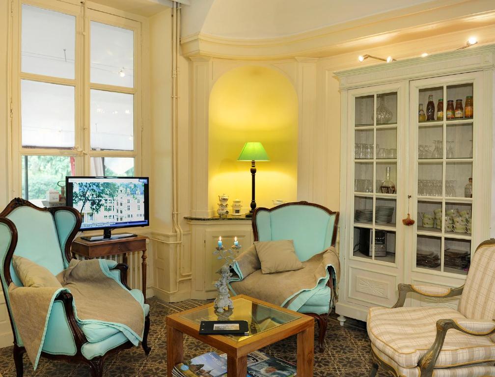Logis Hotel Villa Marjane Saint-Jean-le-Blanc Exteriör bild