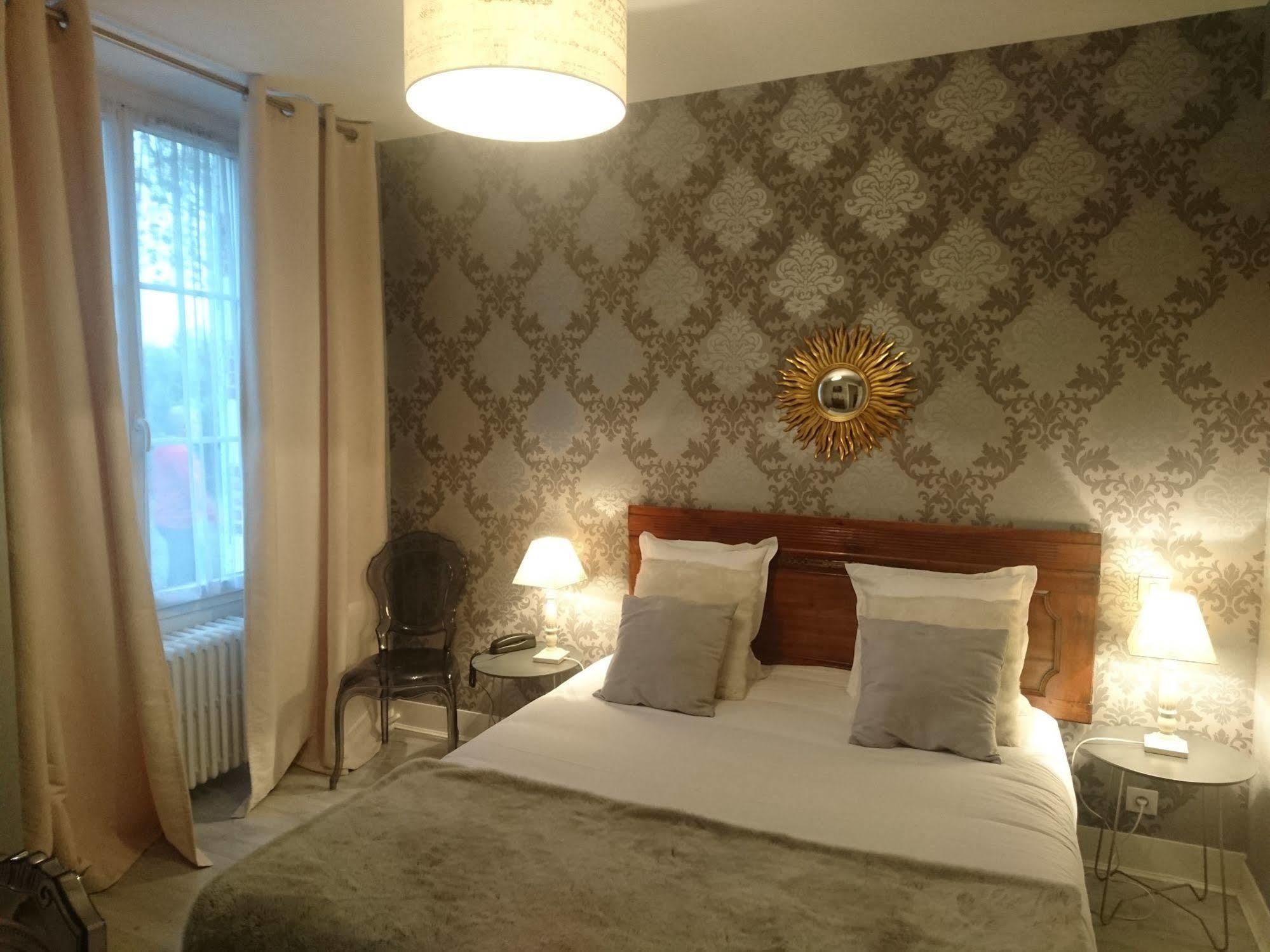 Logis Hotel Villa Marjane Saint-Jean-le-Blanc Exteriör bild